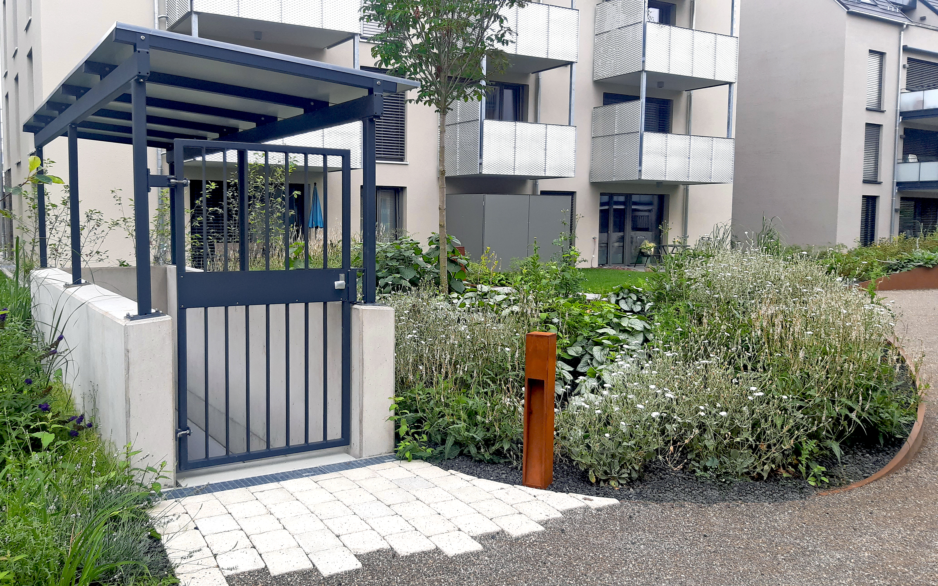 Tiefgaragen-Fußgängerzugang