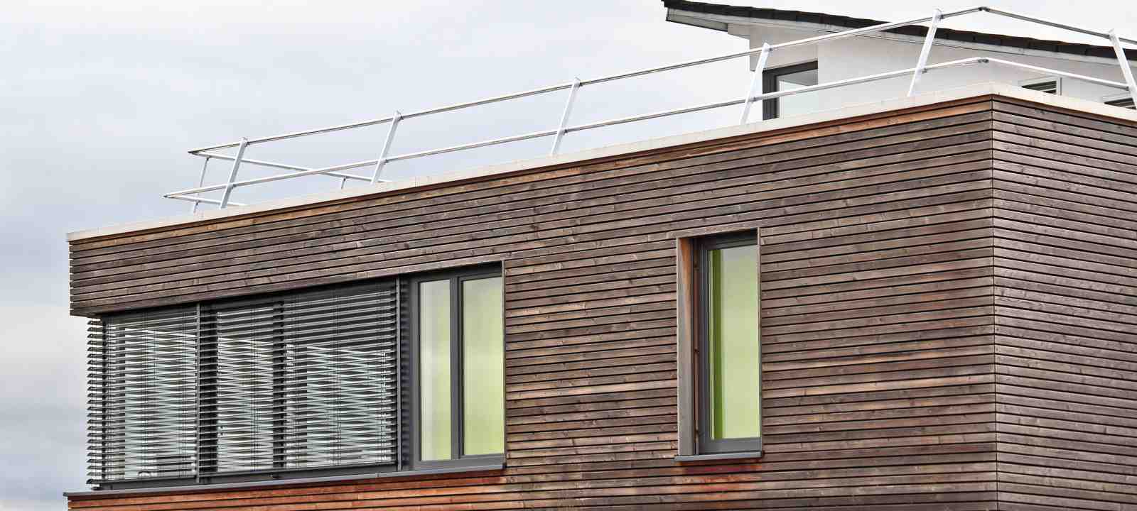 Fallnet® ASG auf einem Gebäude